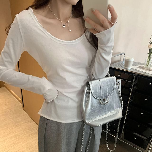 Asiris-Long Sleeve Scoop Neck Plain Tee
