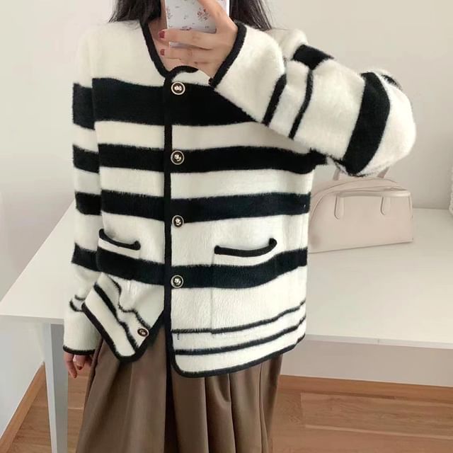 Odestra-Crew Neck Striped Contrast Trim Button-Up Cardigan