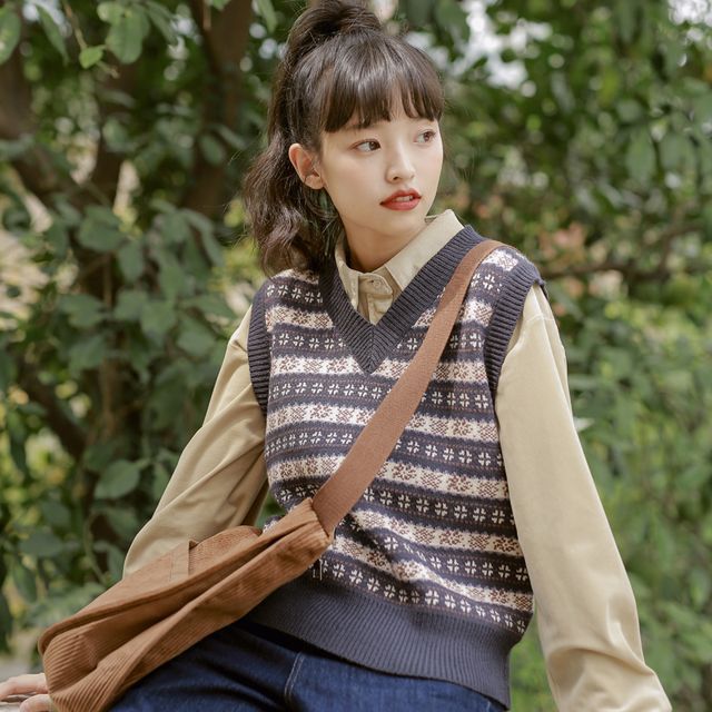 hello striped sweater