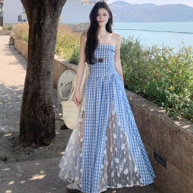 Duwnie-Spaghetti Strap Gingham Lace Panel Midi Sundress