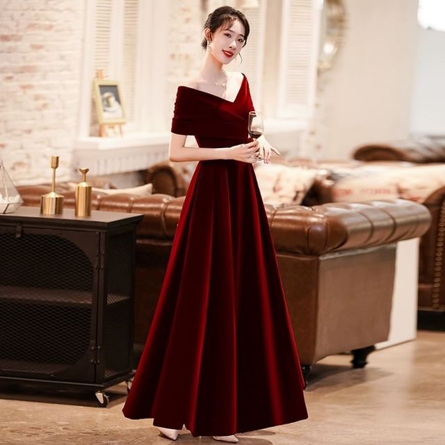 DreesHouse-Off-Shoulder Plain A-Line Evening Gown