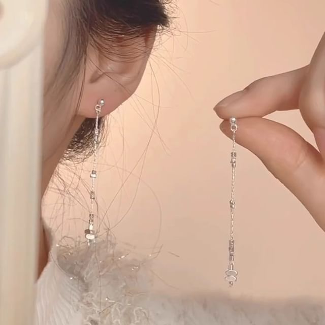 Dashiro-Alloy Dangle Earring