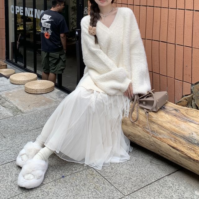 ANORA V-Neck Plain Oversized Sweater High Waist Plain Mesh