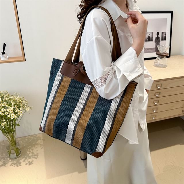 Mulgam-Color Block Tote Bag