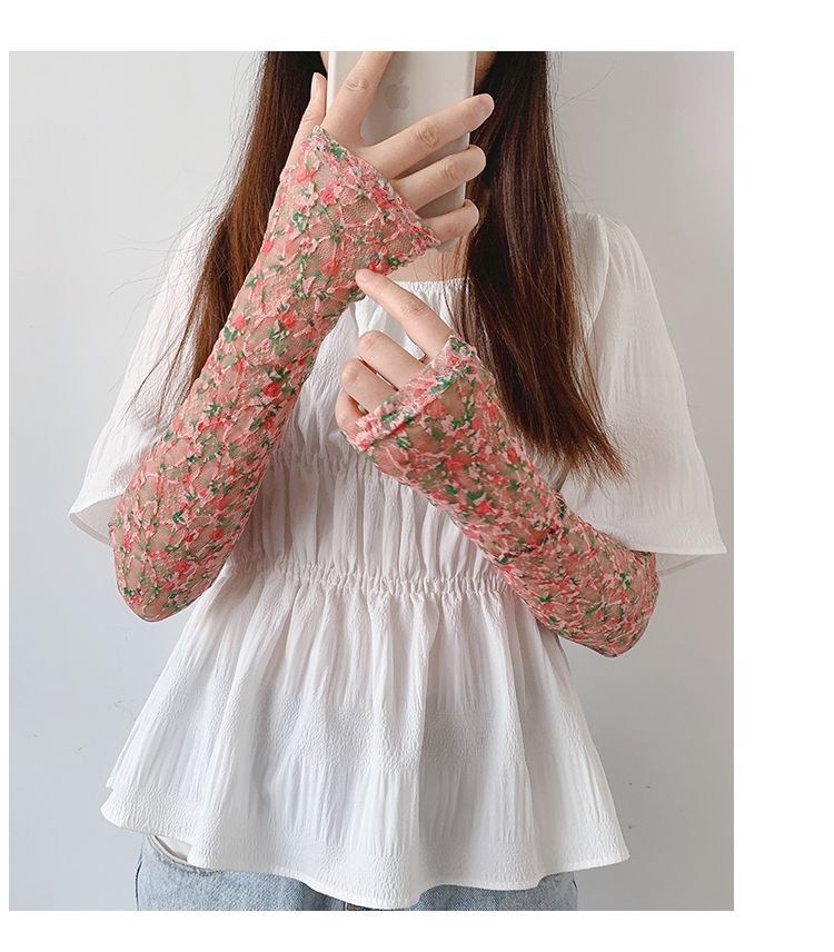 flowy arm sleeves