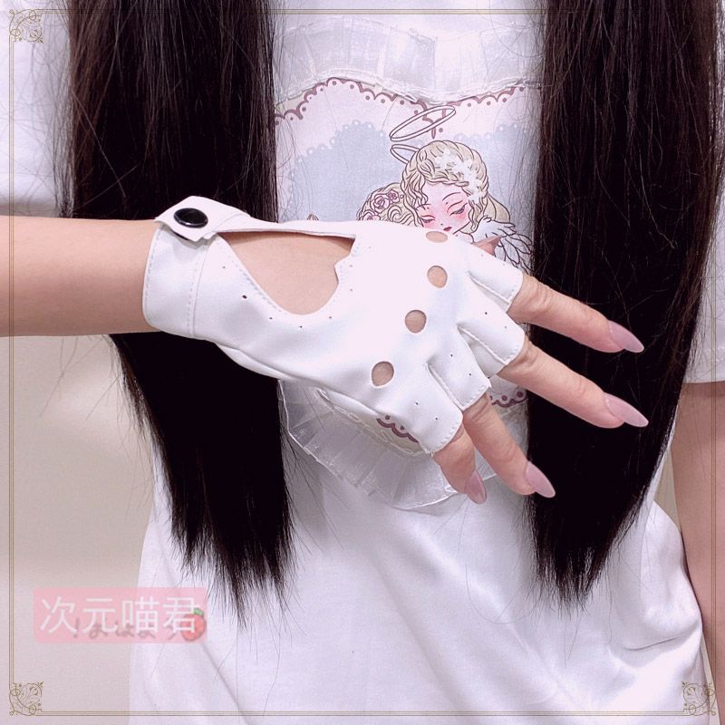 heart cut out gloves