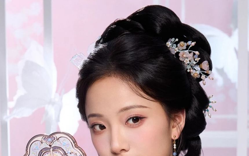 Butterfly Cloud Collar Hand Mirror - 3 Colors