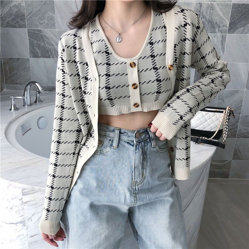 Tanee - Sleeveless Plaid Button-Up 