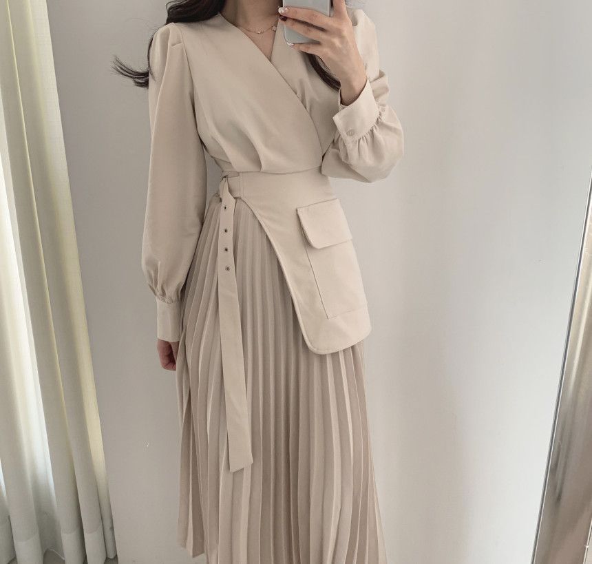 long sleeve pleated maxi dress