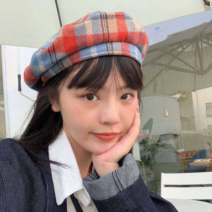 beret plaid