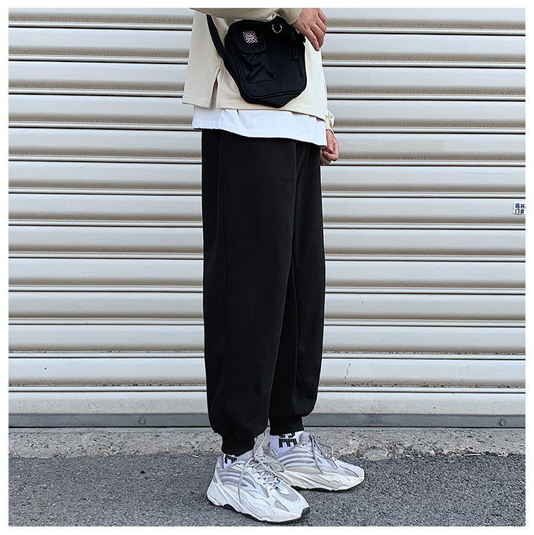 plain jogger pants