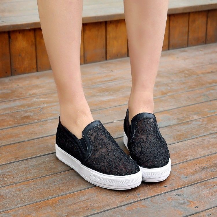 lace shoes for heel slippage
