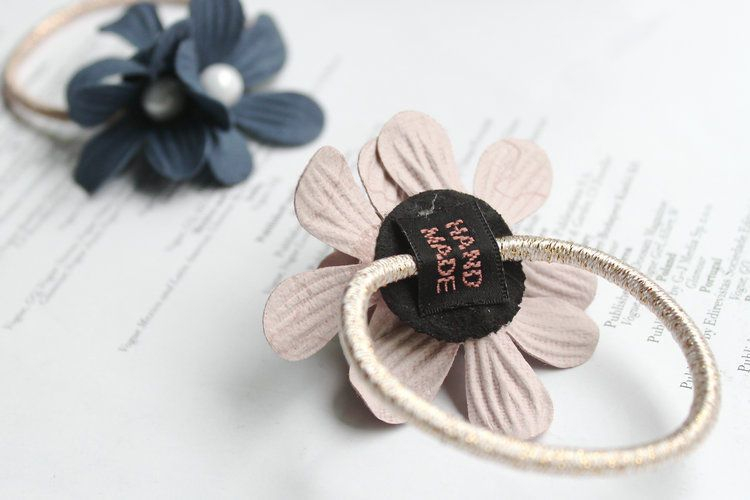 august queen - 花形装饰发圈