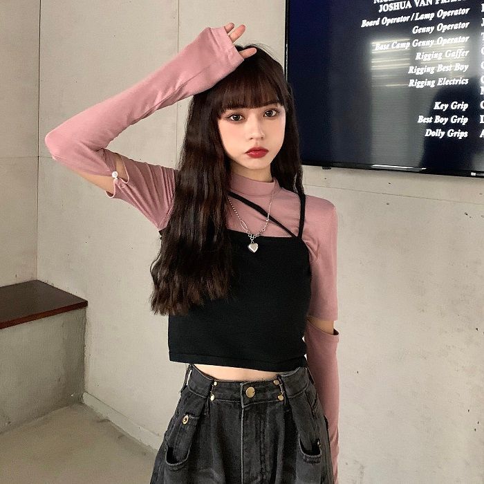 Long-Sleeve Mock\u003dNeck T-Shirt 