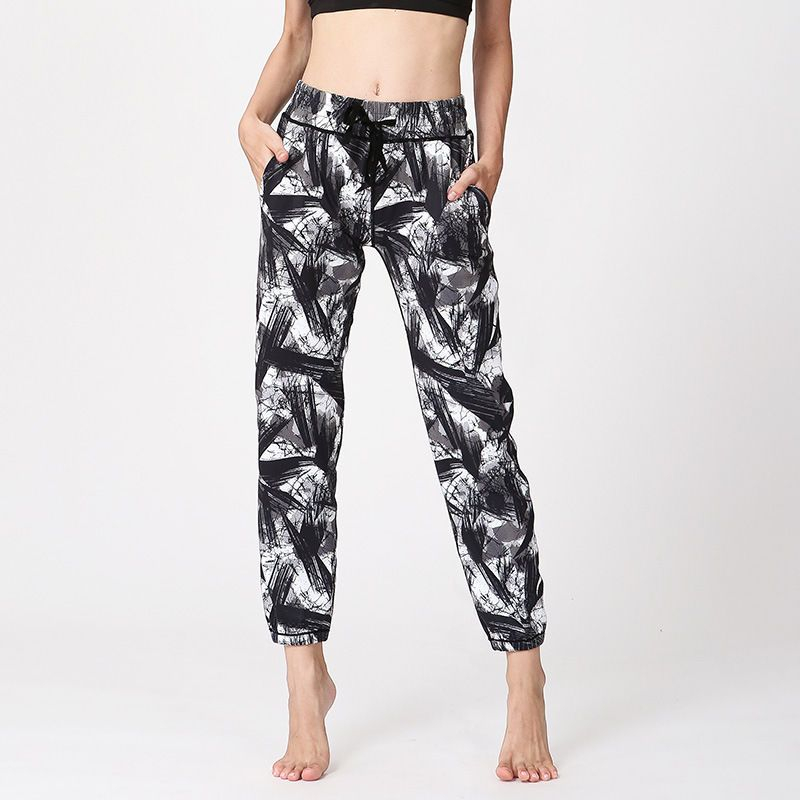 patterned yoga leggings