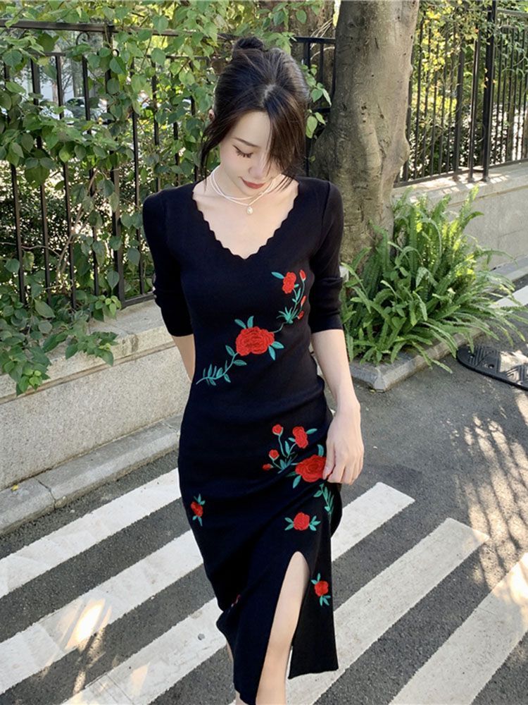 Floral Embroidered Knit Dress (Various 