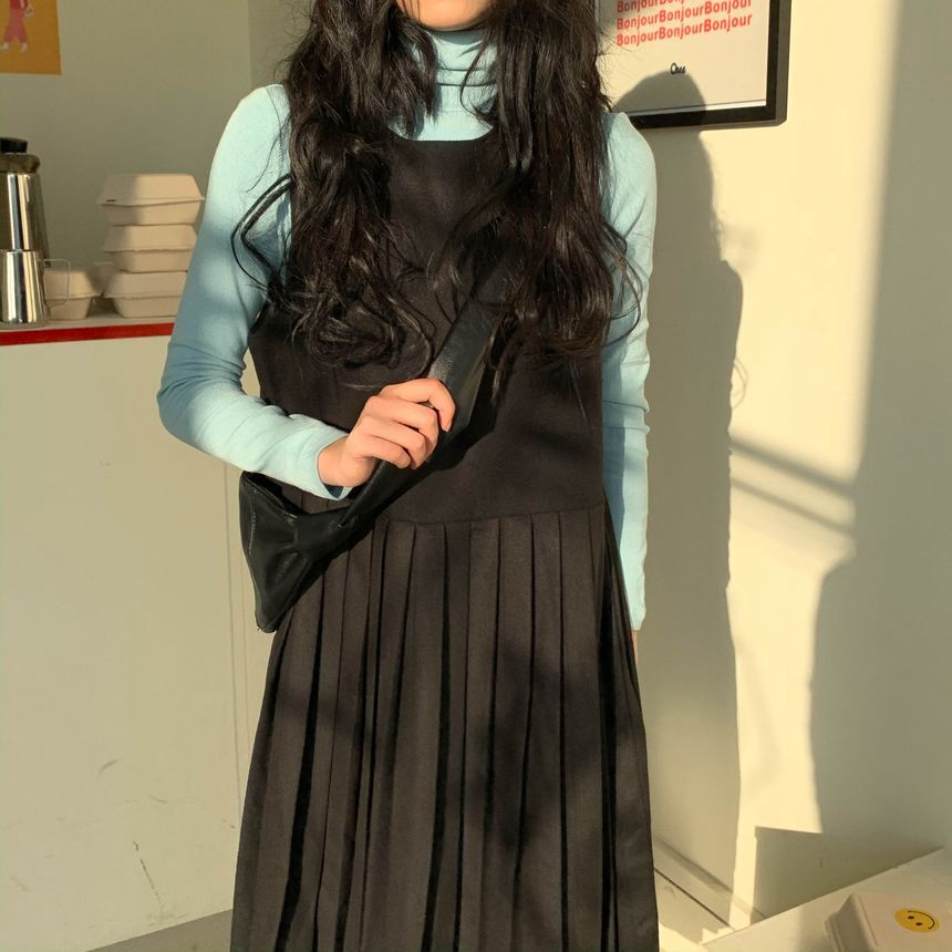 turtleneck and pinafore