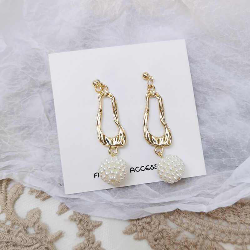 hollyhock - 仿珍珠耳坠