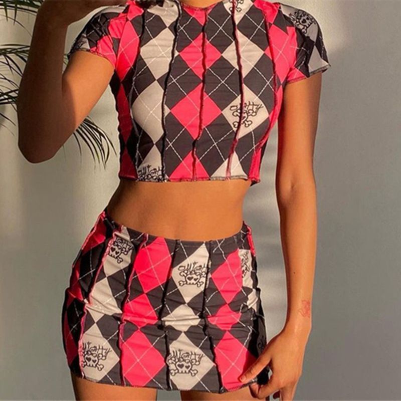 Short-Sleeve Graphic Argyle Print 