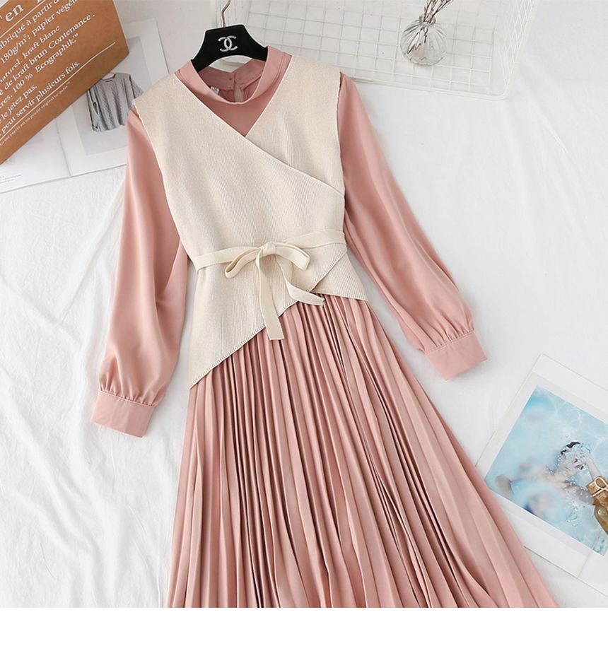 accordion pleats dress