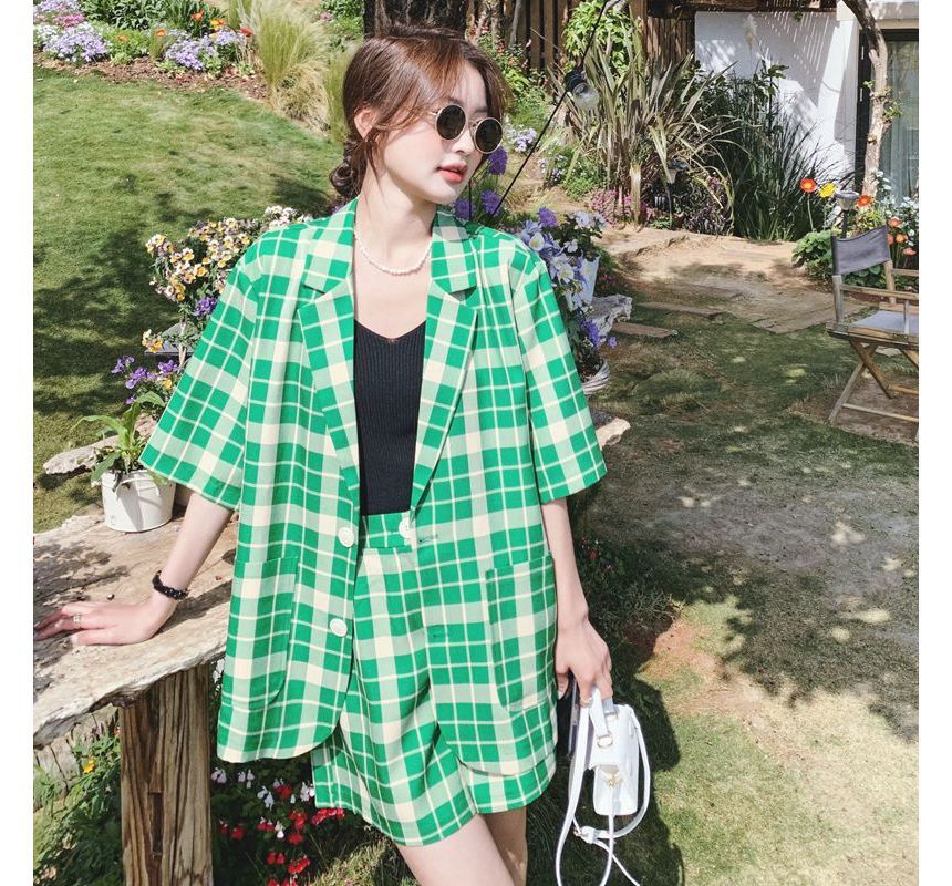 QUAIN - Set : Plaid Blazer + Shorts 