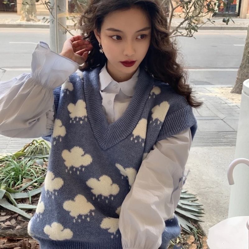 Hanji - Cloud Print Sweater Vest | YesStyle