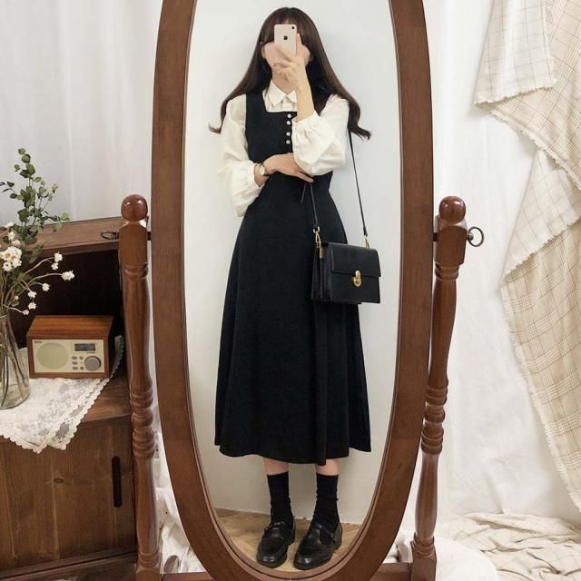 Leoom - Plain Long-Sleeve Blouse / Midi A-Line Pinafore Dress