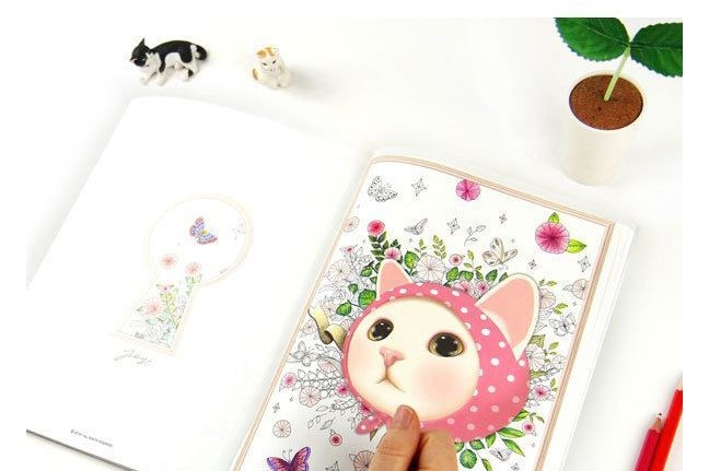 Cute Essentials Cat Medium Color Book | YesStyle