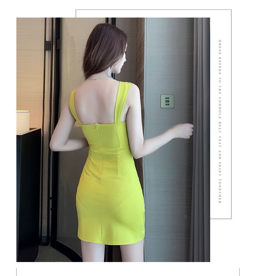 plain cutout sleeveless bodycon dress