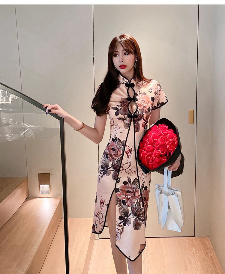 Asymmetrical Short-Sleeve Floral Print 
