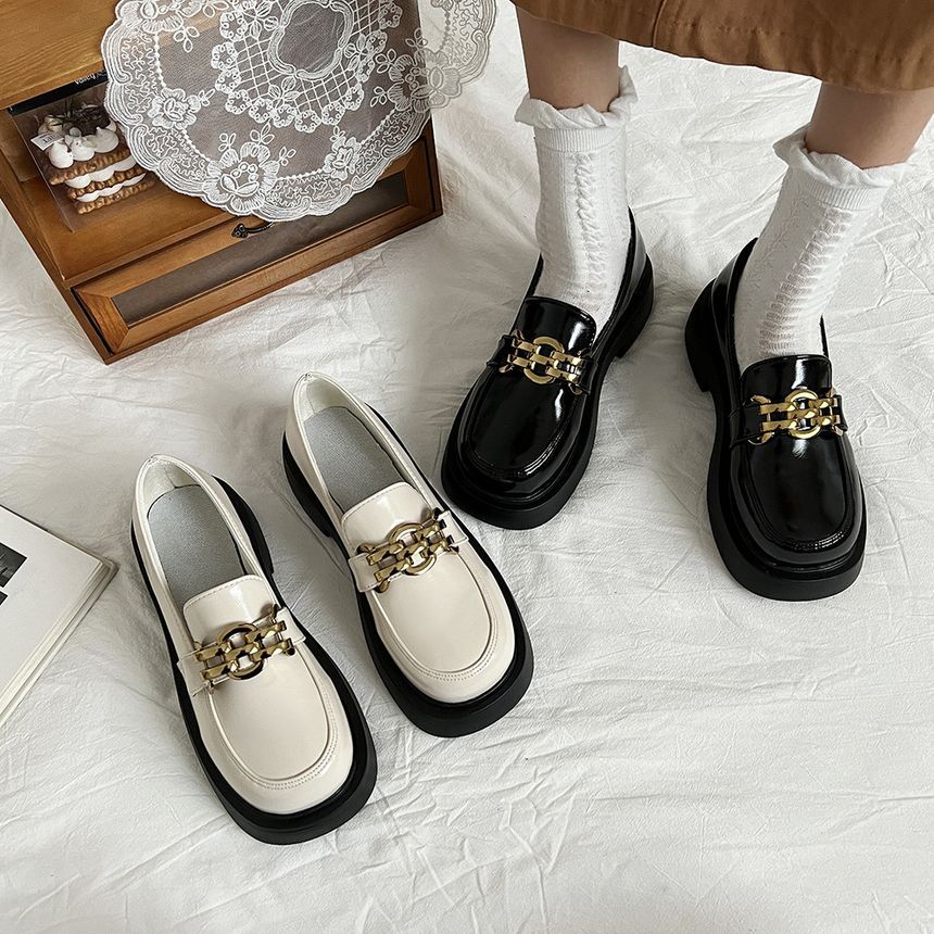 platform loafers with chain