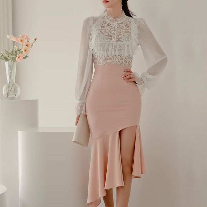 lace panel skirt