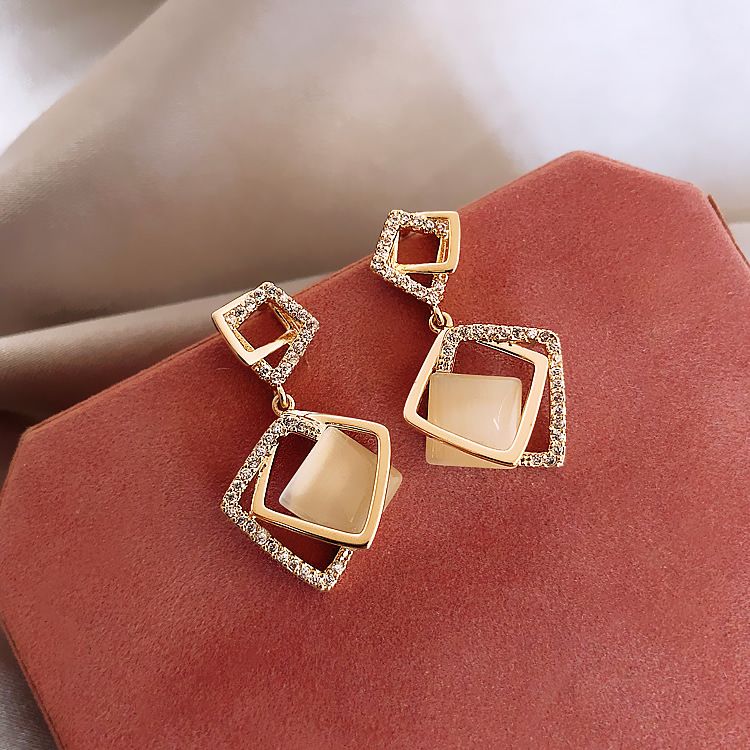 true glam - 水钻合金方形耳坠
