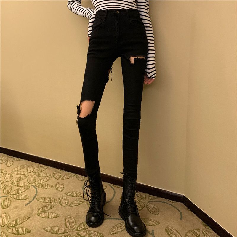 Dear Yours - Distressed Skinny Jeans 