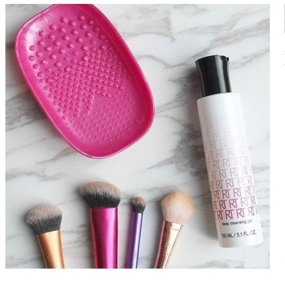 Brush Cleansing Palette