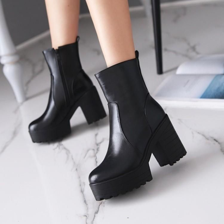 Shoes Galore Chunky-Heel Platform Short Boots | YesStyle