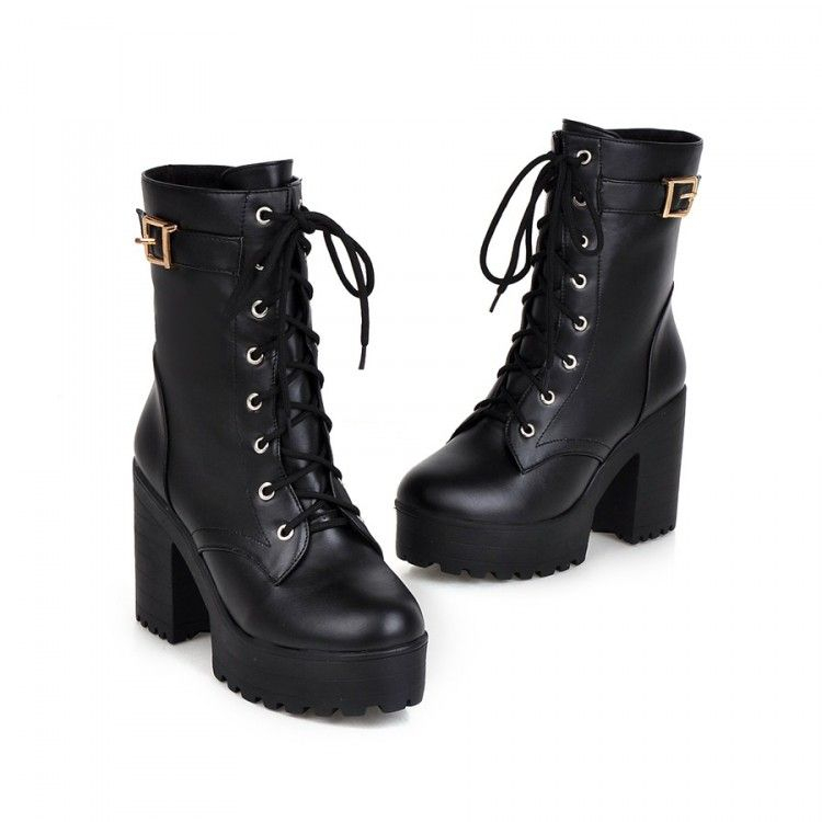 black boots 2.5 inch heel
