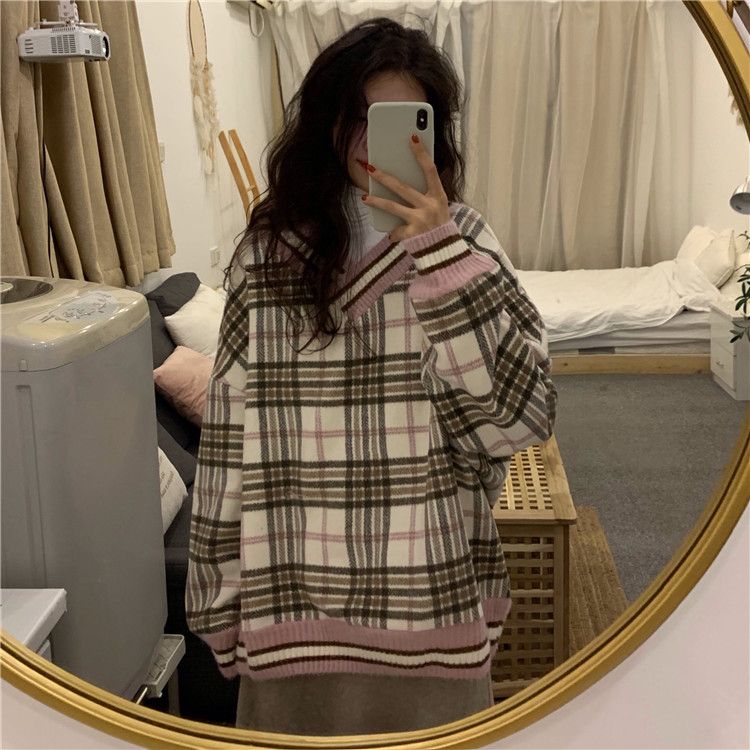 V-Neck Plaid Sweatshirt | YesStyle