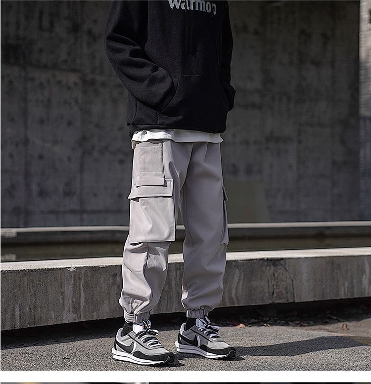 JUN.LEE - Crop Cargo Pants | YesStyle