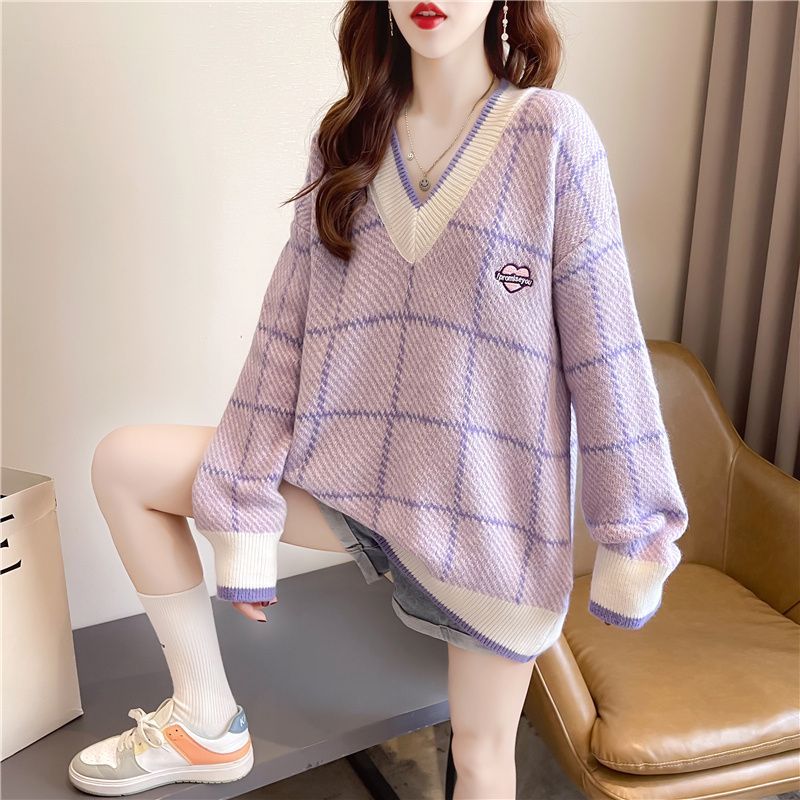 Iduna - Heart Embroidered Plaid Sweater 
