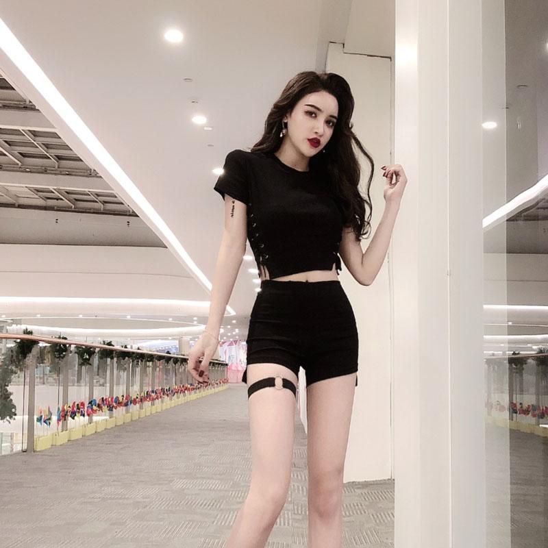 Short-Sleeve Lace-Up Cropped T-Shirt 