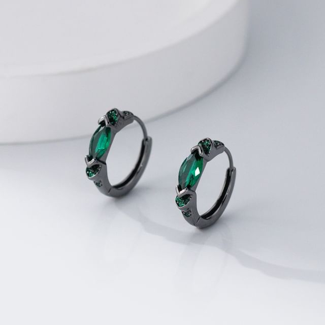 A-ROCH-925 Sterling Silver CZ Huggie Earring