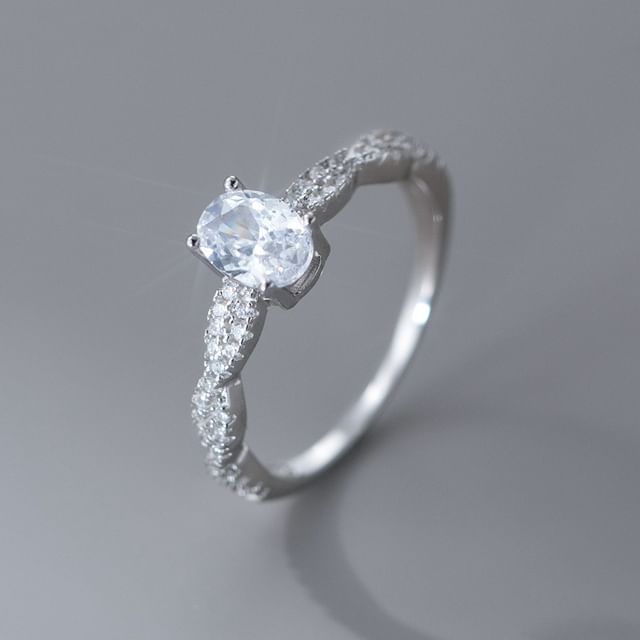 A-ROCH-925 Sterling Silver Gemstone Bezel Ring