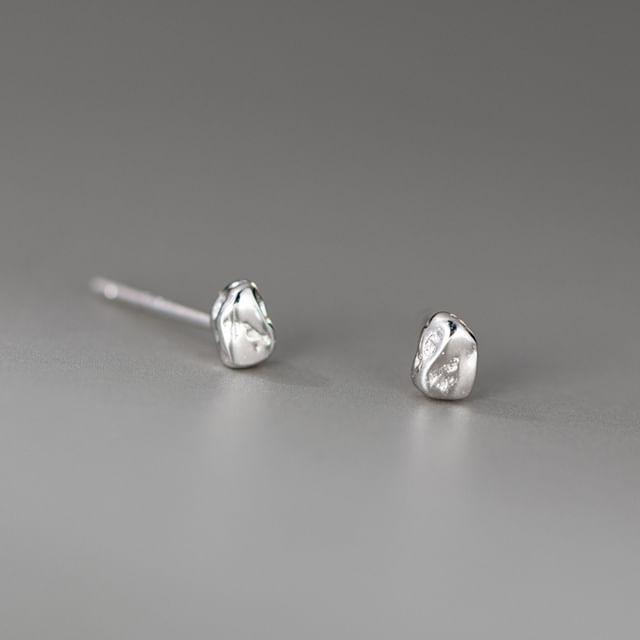 A-ROCH-925 Sterling Silver Irregular Stud Earring