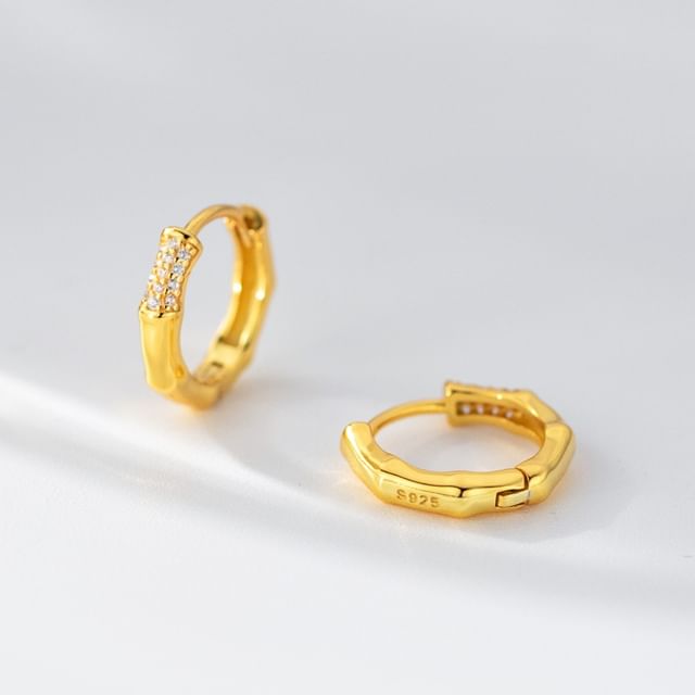 A-ROCH-925 Sterling Silver Rhinestone Hoop Earring