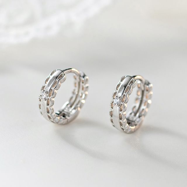 A-ROCH-925 Sterling Silver Rhinestone Huggie Earring