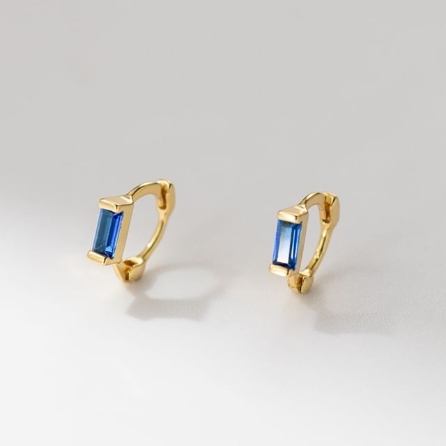 A-ROCH-925 Sterling Silver Rhinestone Huggie Earring