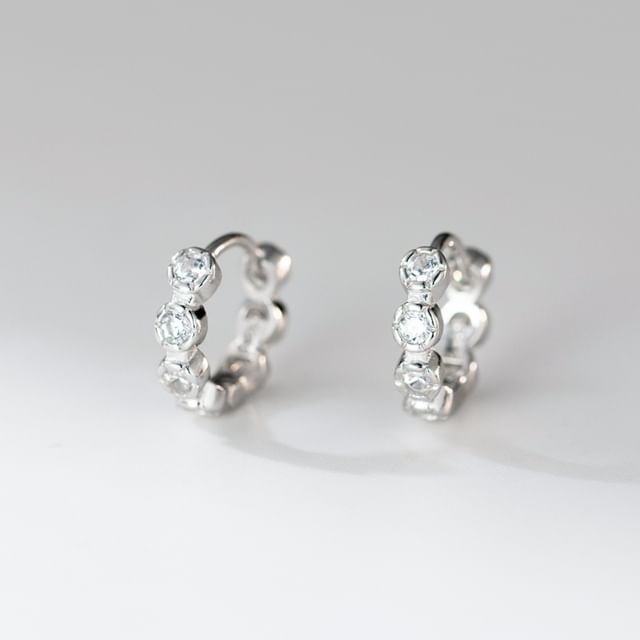 A-ROCH-925 Sterling Silver Rhinestone Huggie Earring