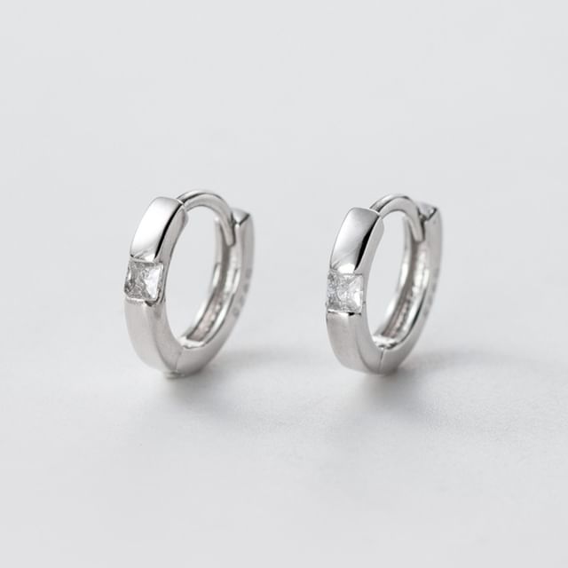 A-ROCH-925 Sterling Silver Rhinestone Huggie Earring