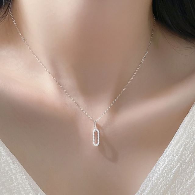 A-ROCH-925 Sterling Silver Rhinestone Pendant Necklace